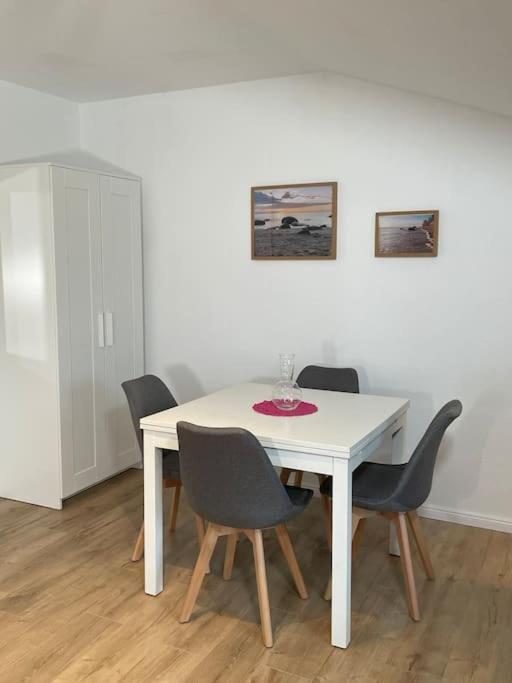 Modernes Apartment I In Oldenbourg Extérieur photo